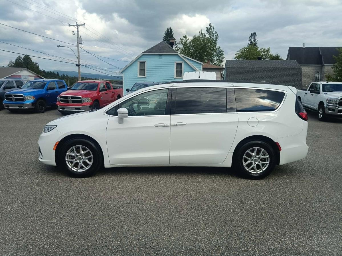 Chrysler Pacifica 2022 Blanc Lac Mégantic - photo #4