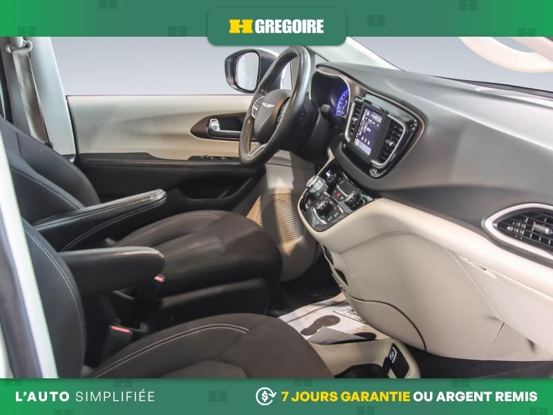 Chrysler Grand Caravan 2023 Blanc Saint-Eustache - photo #22