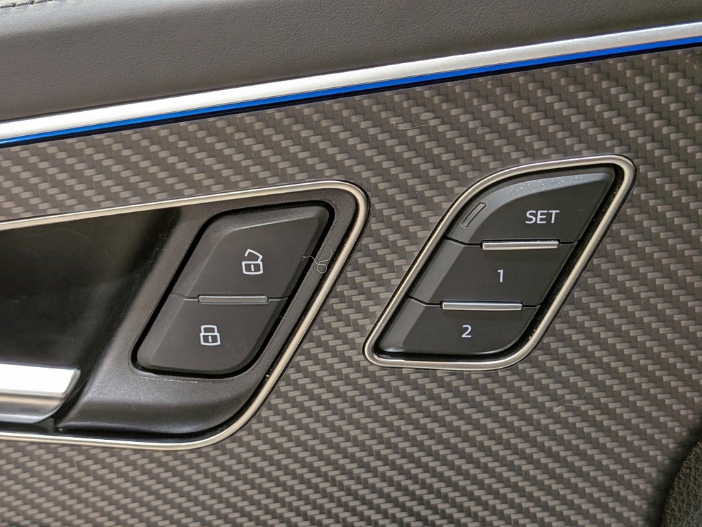 2023 Audi RS Q8 4.0 TFSI quattro Black Val-David - photo #36