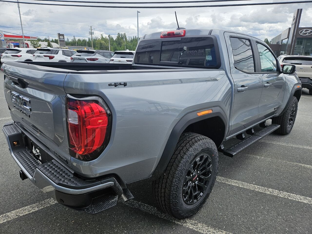 2026 GMC Canyon Elevation cabine multiplace 4RM Sterling Metallic Thetford Mines - photo #2