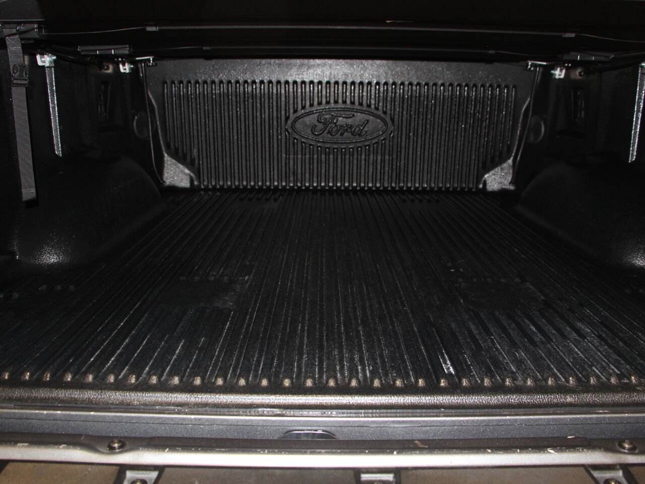 Ford F-150 Lightning LARIAT F150 LIGHTNING LARIAT 2025 Gris Châteauguay - photo #7