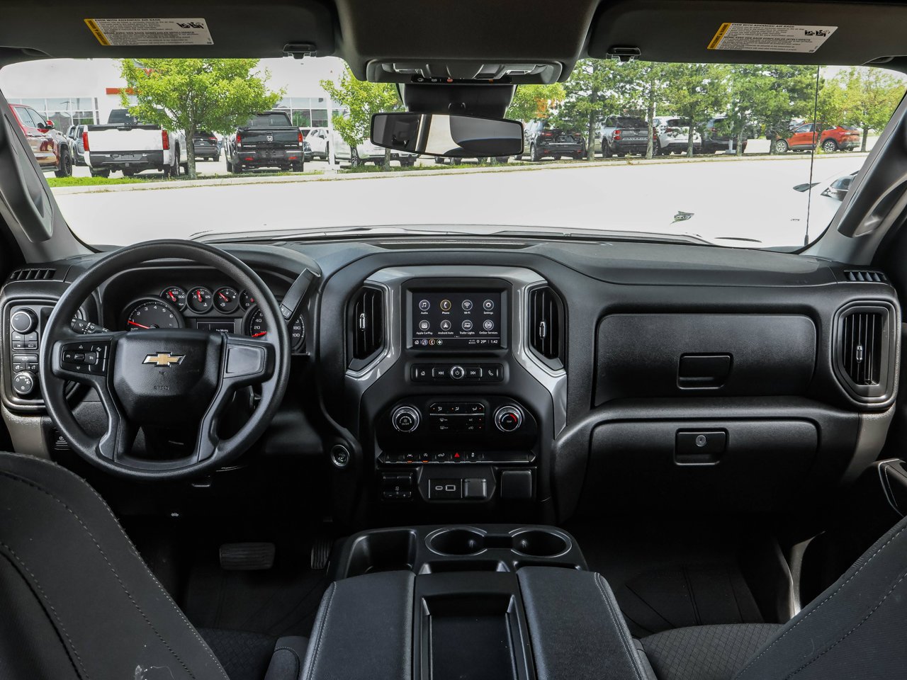 2025 Chevrolet Silverado 1500 4WD Crew Cab 147 Custom White Sherwood Park - photo #16