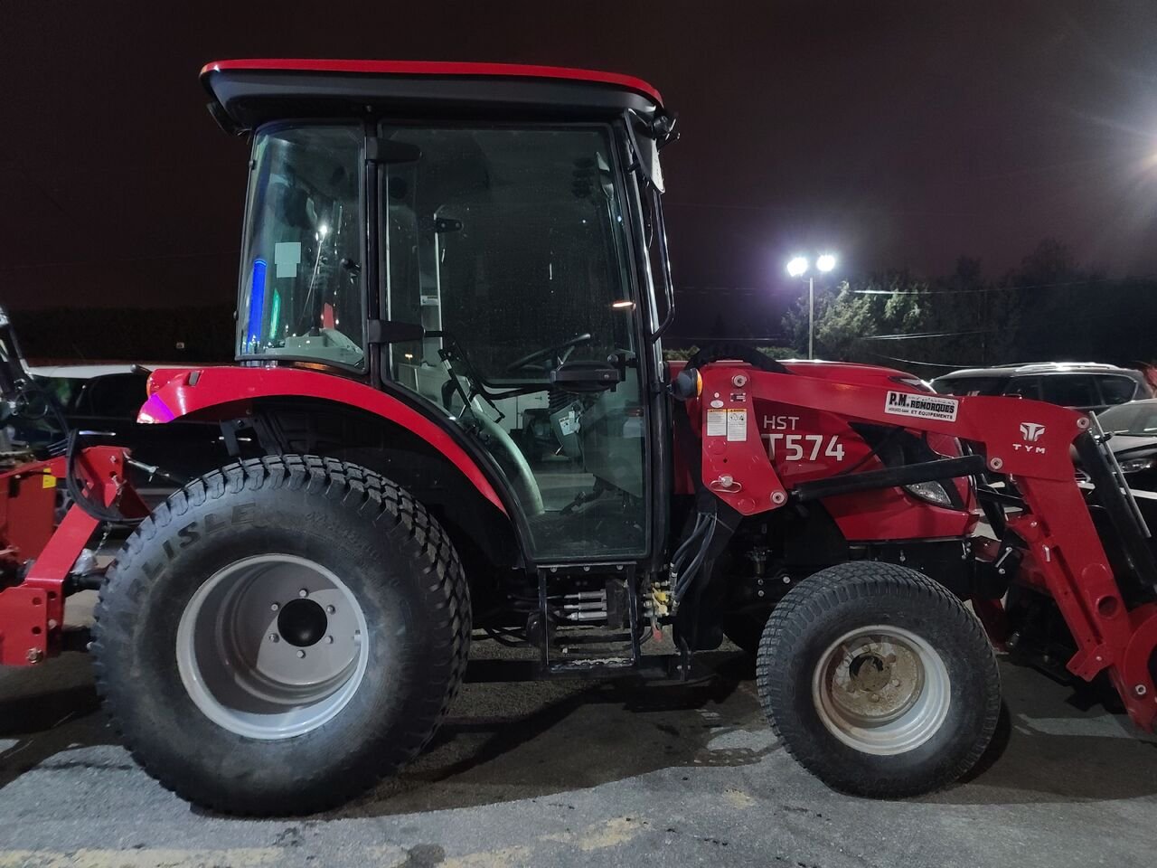 TYM T574H 2023 Rouge Longueuil, - photo #6