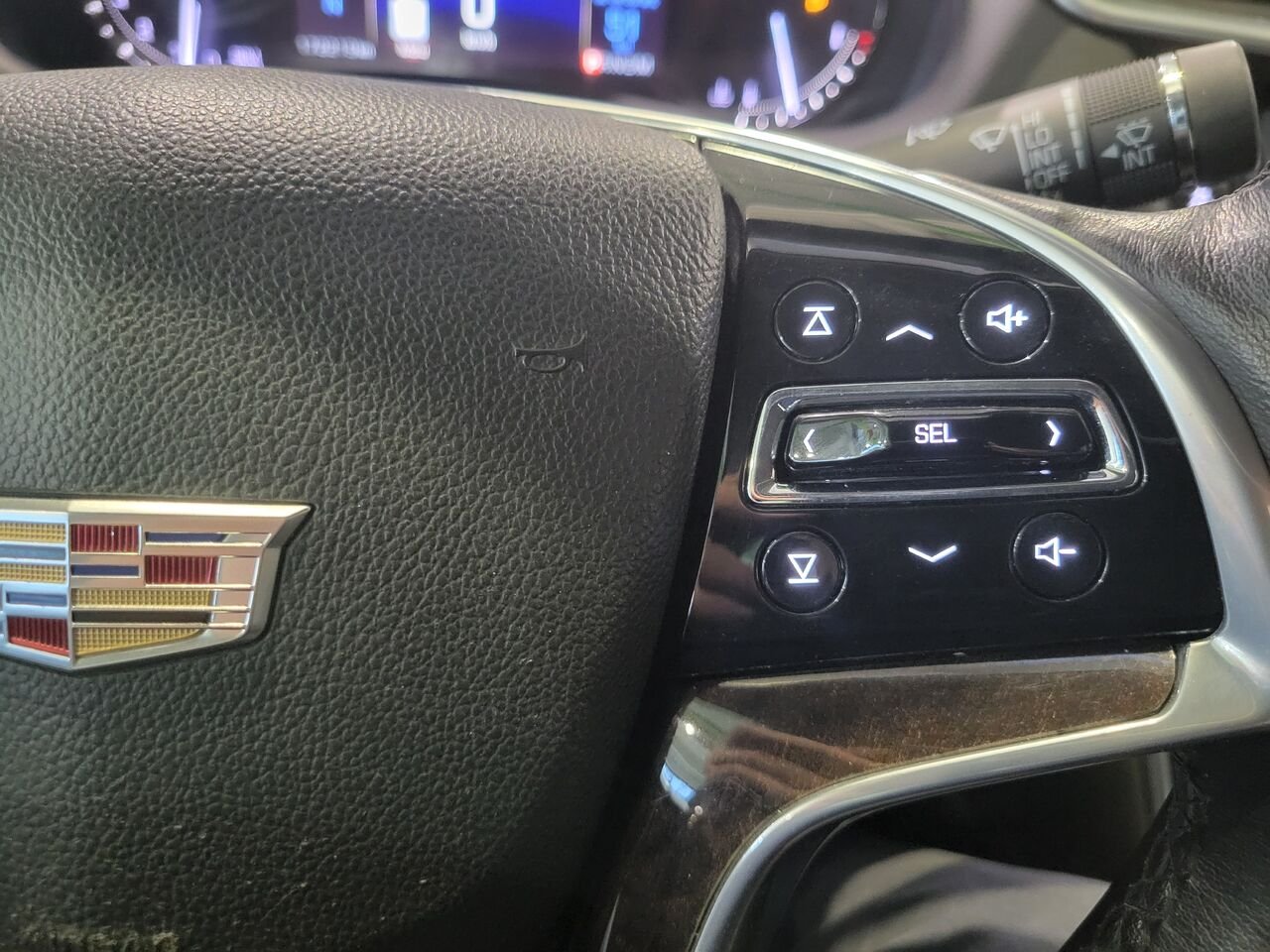 2017 Cadillac XTS Black  - photo #14