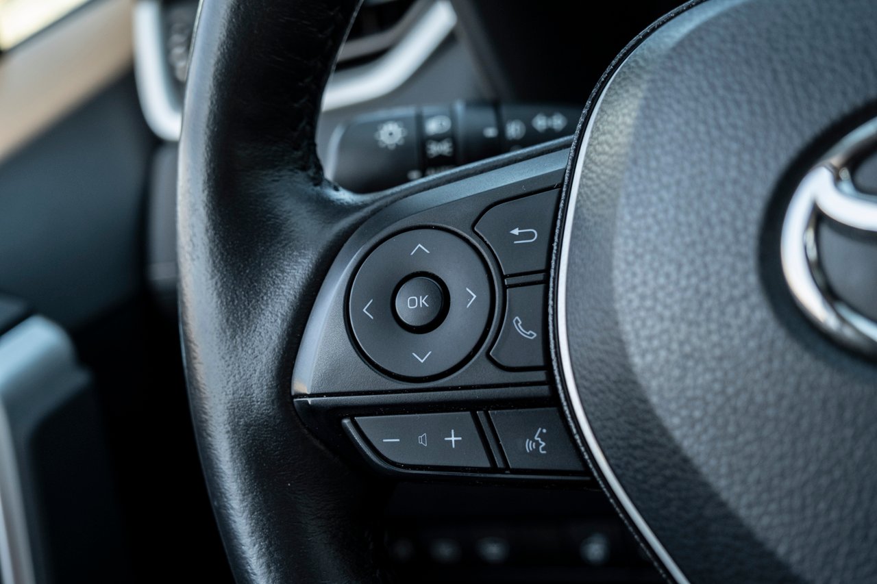 2021 Toyota RAV4 Grey Gatineau - photo #13