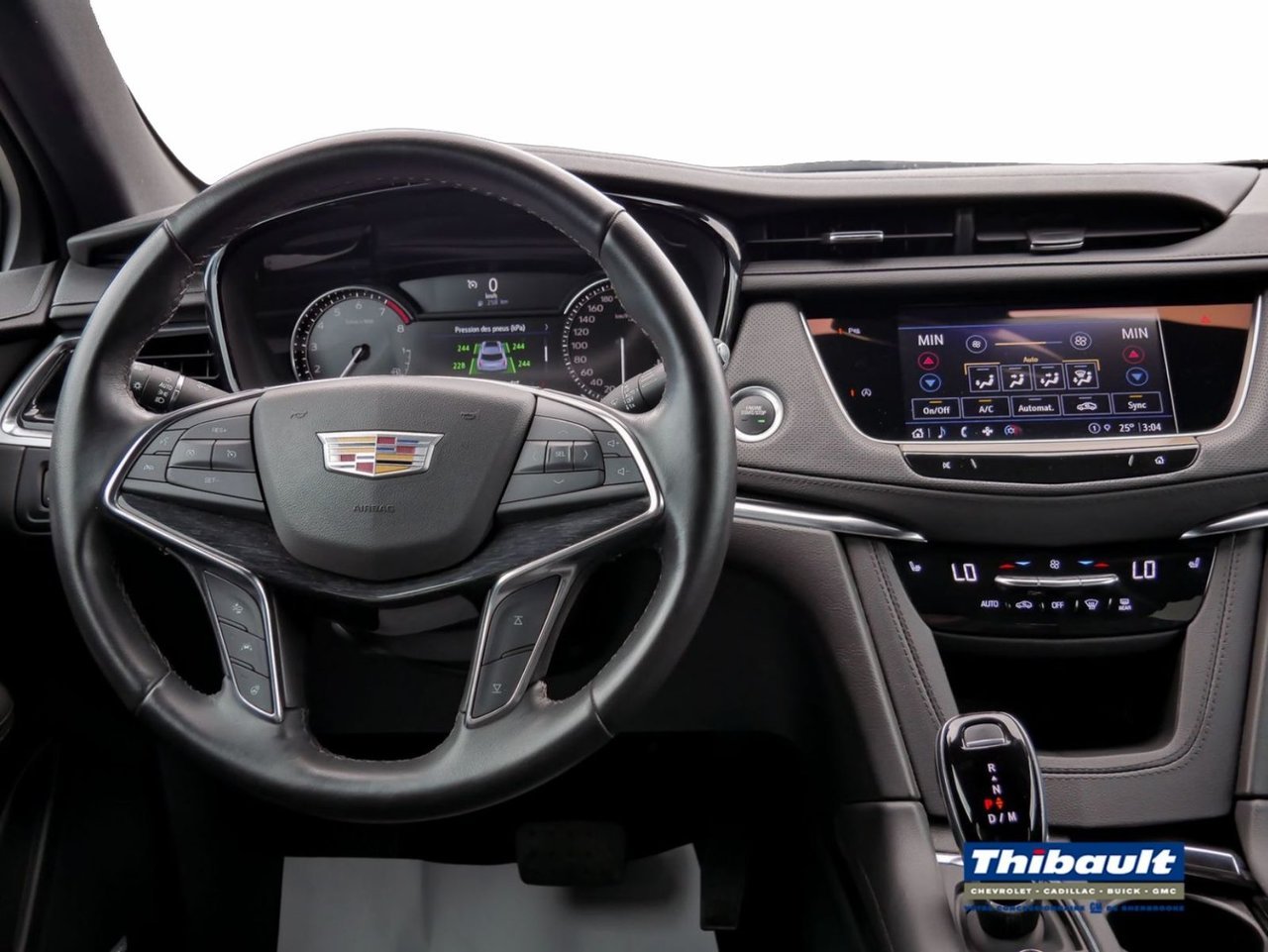 Cadillac XT5 2022 Cadillac XT5 Premium Luxury AWD 2022 NOIR STELLAIRE METALLISE Saint-Eustache - photo #10