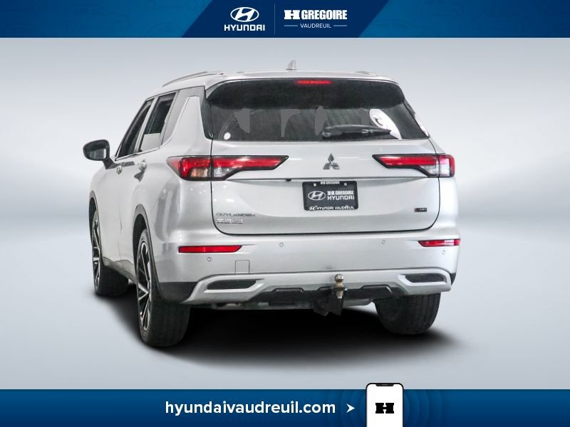 Mitsubishi Outlander 2023 Argent Saint-Eustache - photo #7