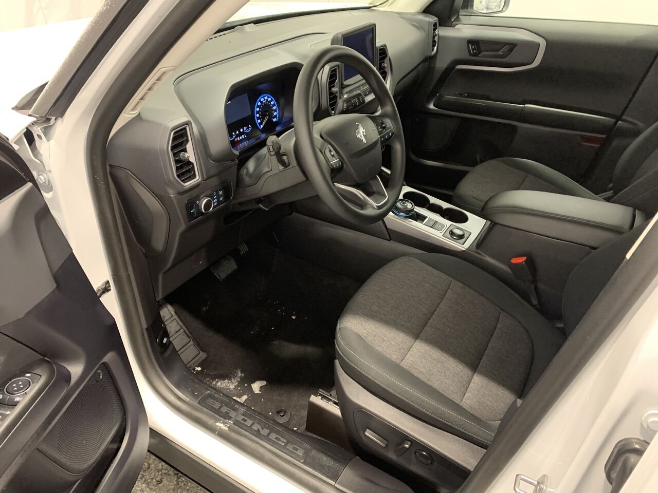 2024 Ford Bronco Sport BRONCO SPORT, BIG BEND, AWD, White Châteauguay - photo #28