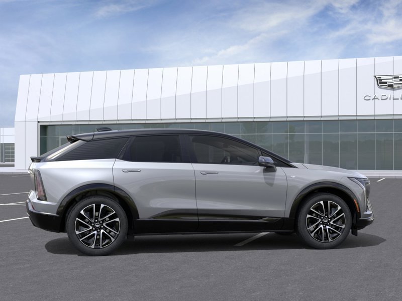 2027 CADILLAC OPTIQ 2027 Grey