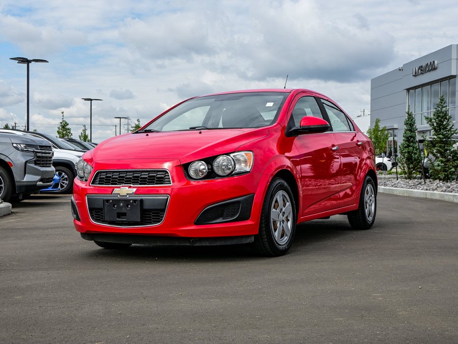 2014 Chevrolet Sonic 2014 Red