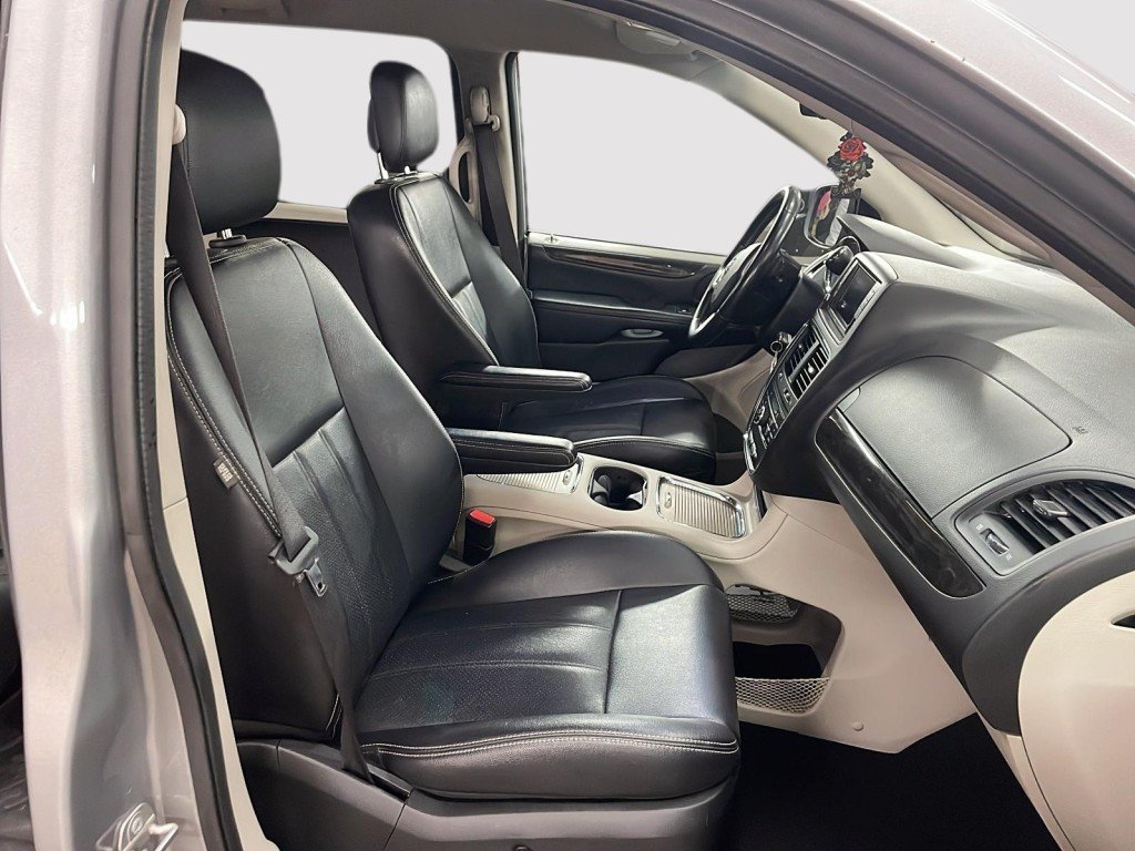 Dodge GRAND CARAVAN 2018 Gris Amos - photo #14