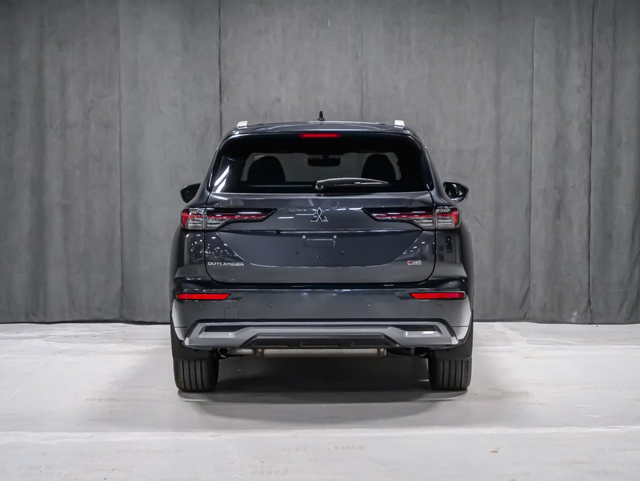 Mitsubishi Outlander GT PREMIUM 2026 Gris pierre de lune/Toit noir