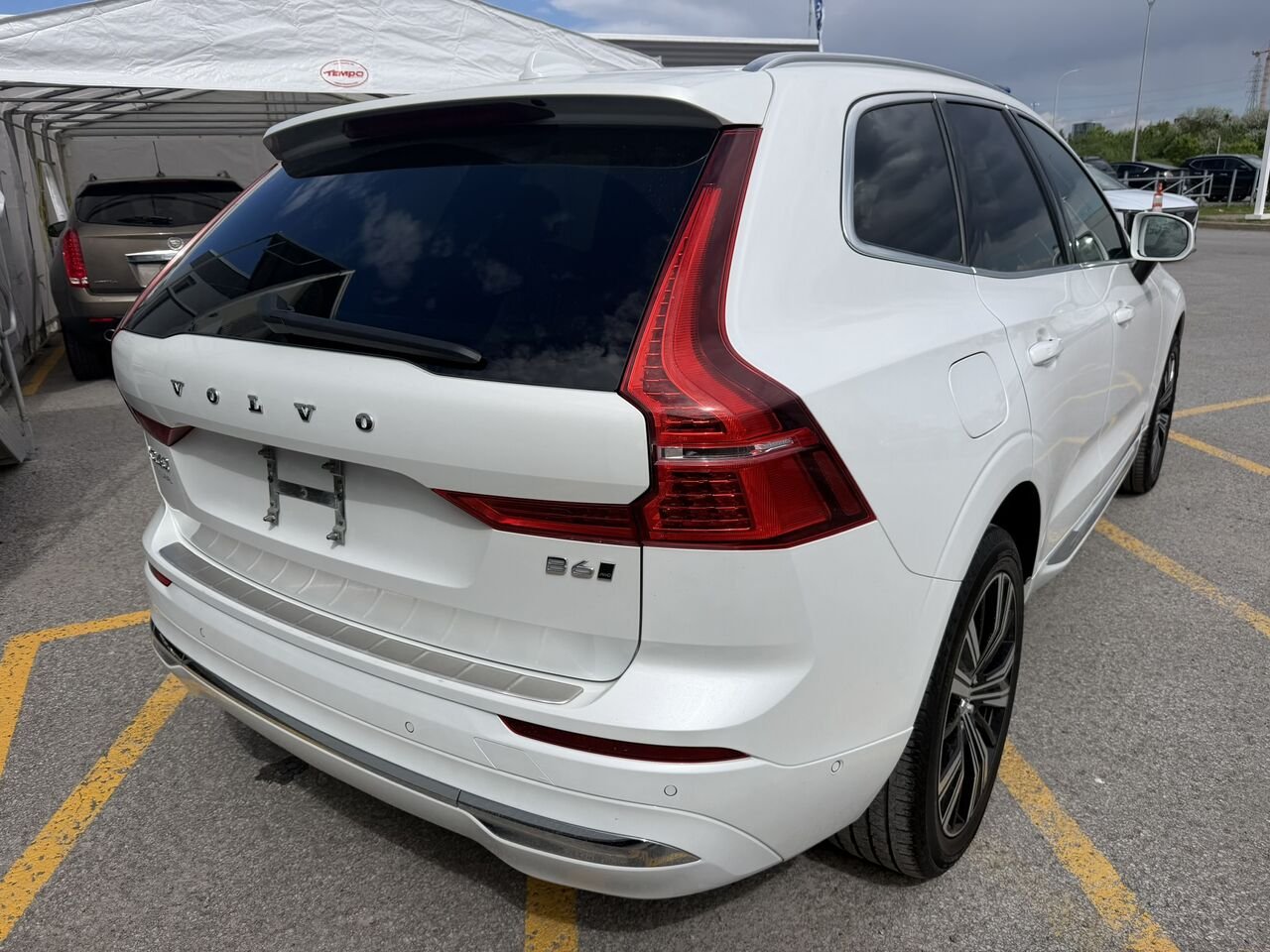 Volvo XC60 B6 Ultimate AWD 2023 Blanc Laval - photo #13