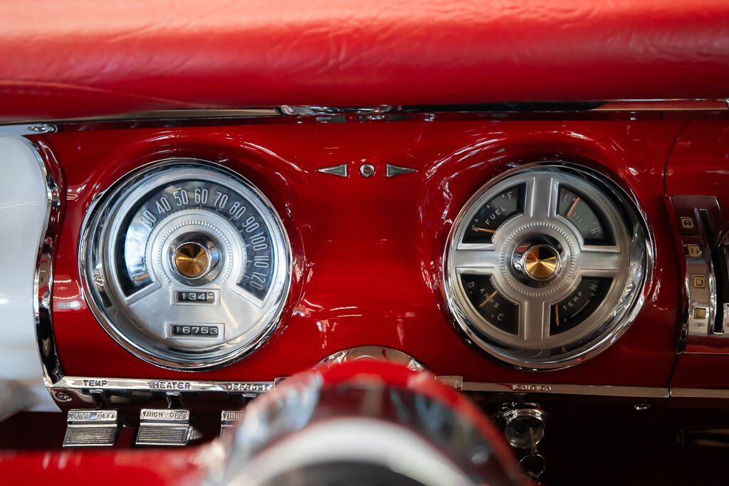 1955 Chrysler New Yorker PRIX IN USD St.Regis | CAR IN MILES Red Montreal - photo #14