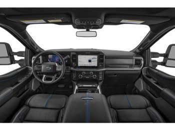 Ford Super Duty F-350 à roues arrière jumelées Platine