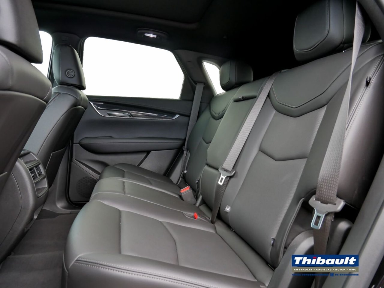 Cadillac XT5 2022 Cadillac XT5 Premium Luxury AWD 2022 NOIR STELLAIRE METALLISE Saint-Eustache - photo #8