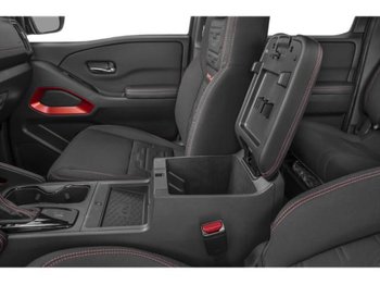 Nissan Frontier PRO-4X avec ensemble Luxe
