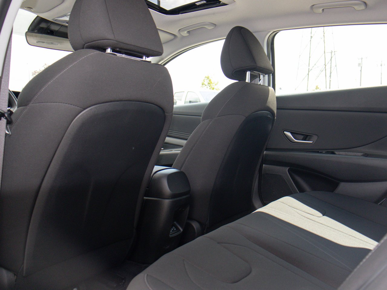 2026 Hyundai Elantra Preferred IVT White Sherwood Park - photo #29
