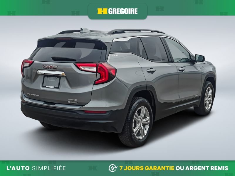 2024 GMC Terrain Grey Saint-Eustache - photo #8