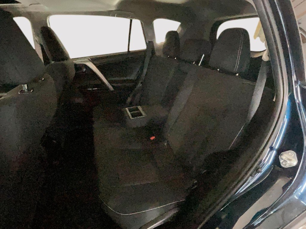 2018 Toyota RAV4 Black Amos - photo #21