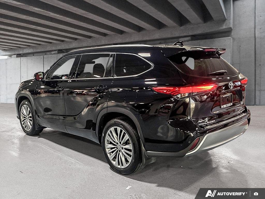 2021 Toyota Highlander 2601587A | Limited Edmonton - photo #3
