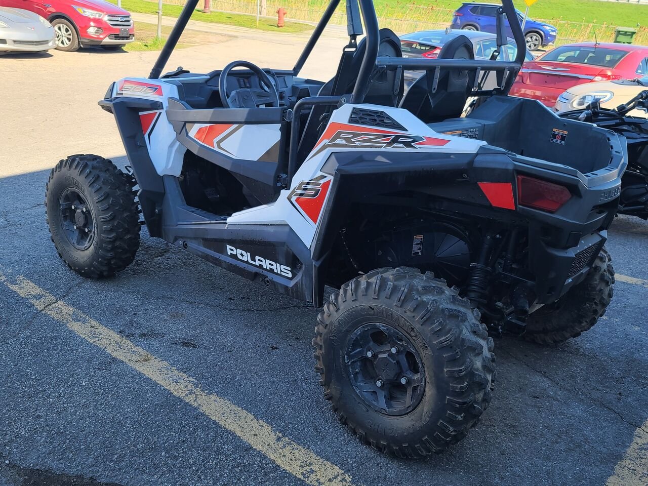 2020 polaris rzr Red  - photo #3