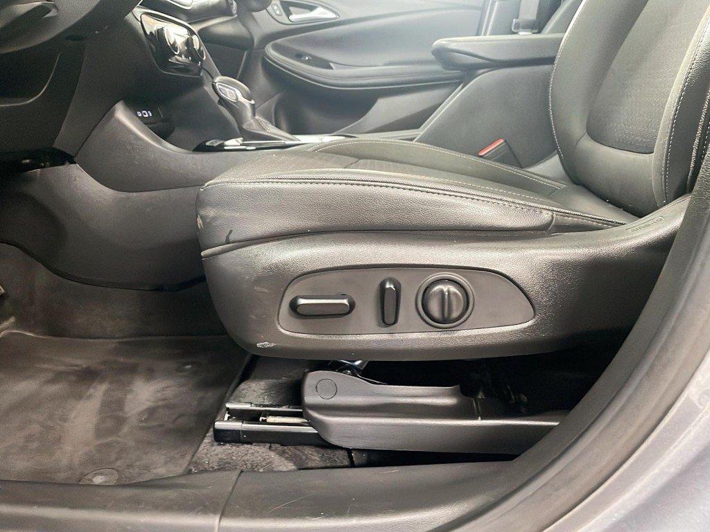 2020 Buick ENCORE GX Grey Amos - photo #11