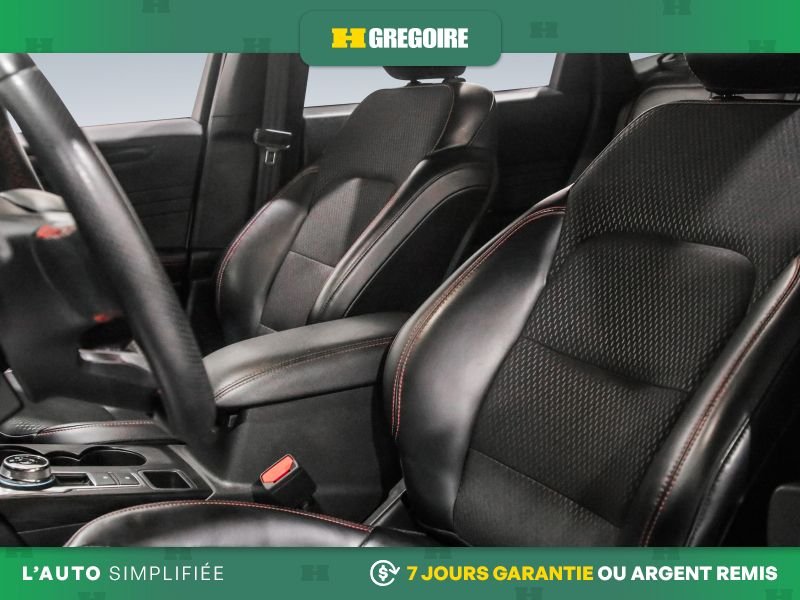 2025 Ford Escape Grey Laval - photo #13