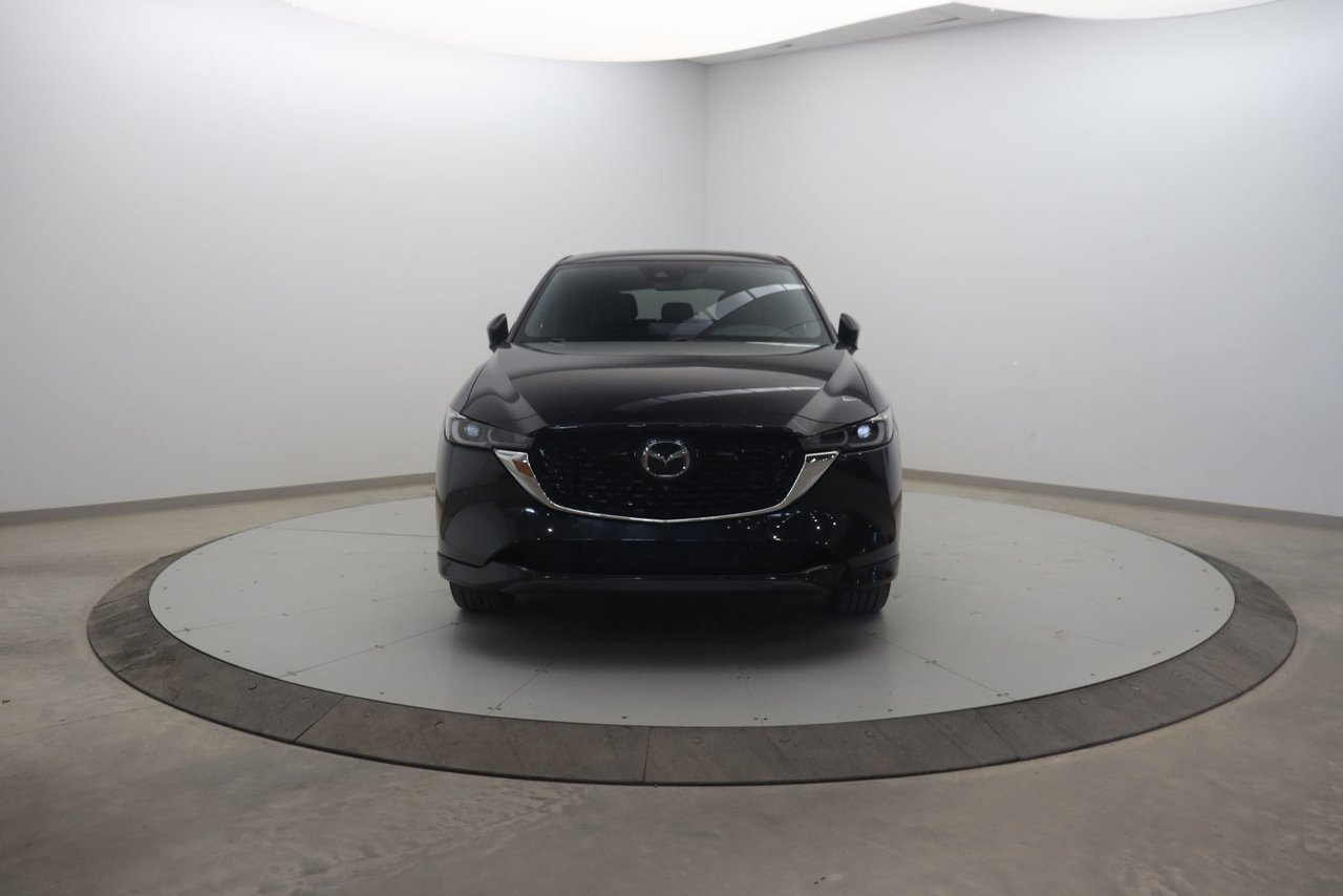 Mazda CX-5 NIV JM3KFBEY7N0614088 2022 Noir Chicoutimi - photo #1