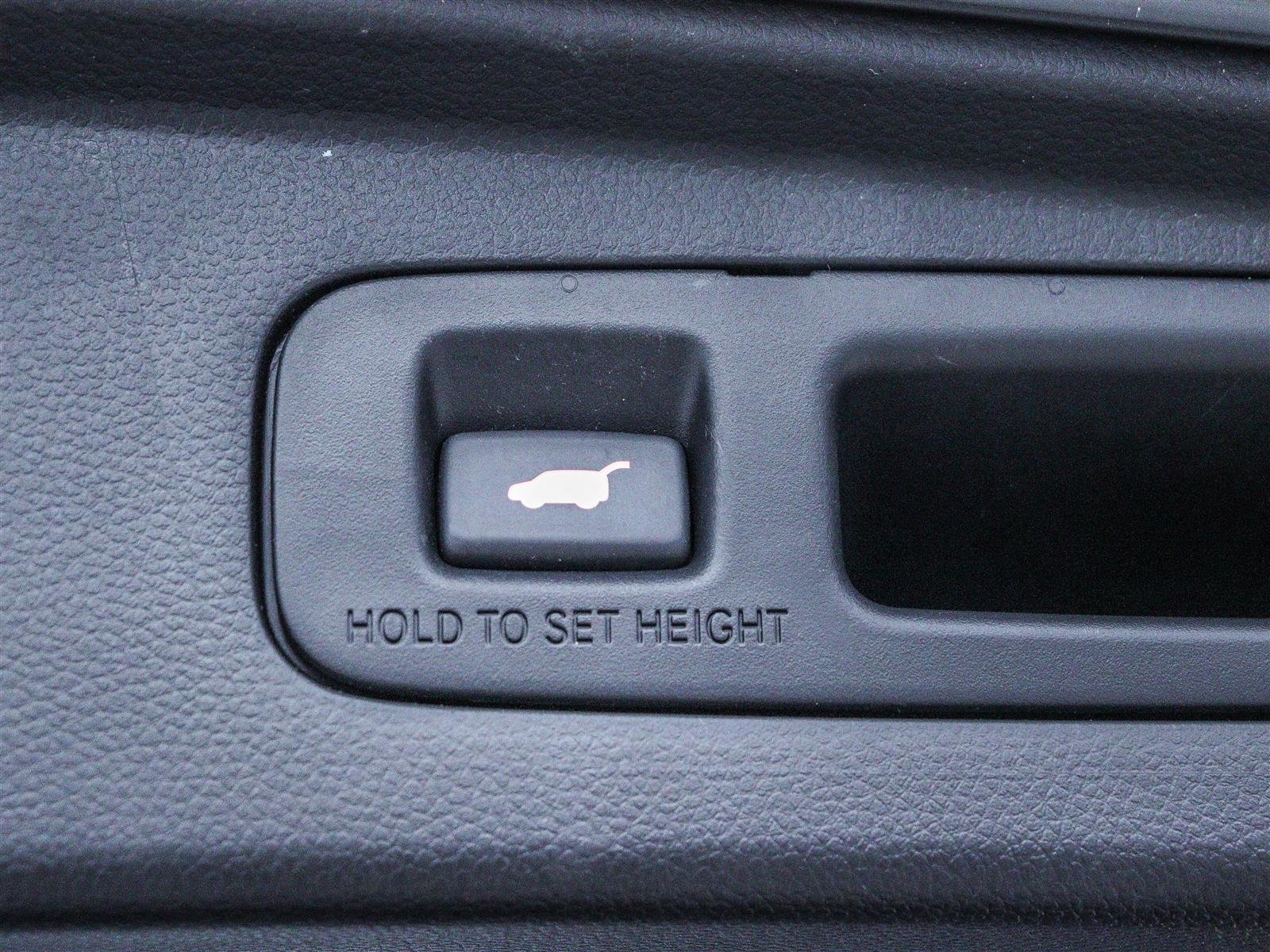Honda CR-V 2023 Grey Ottawa & Gatineau - photo #19