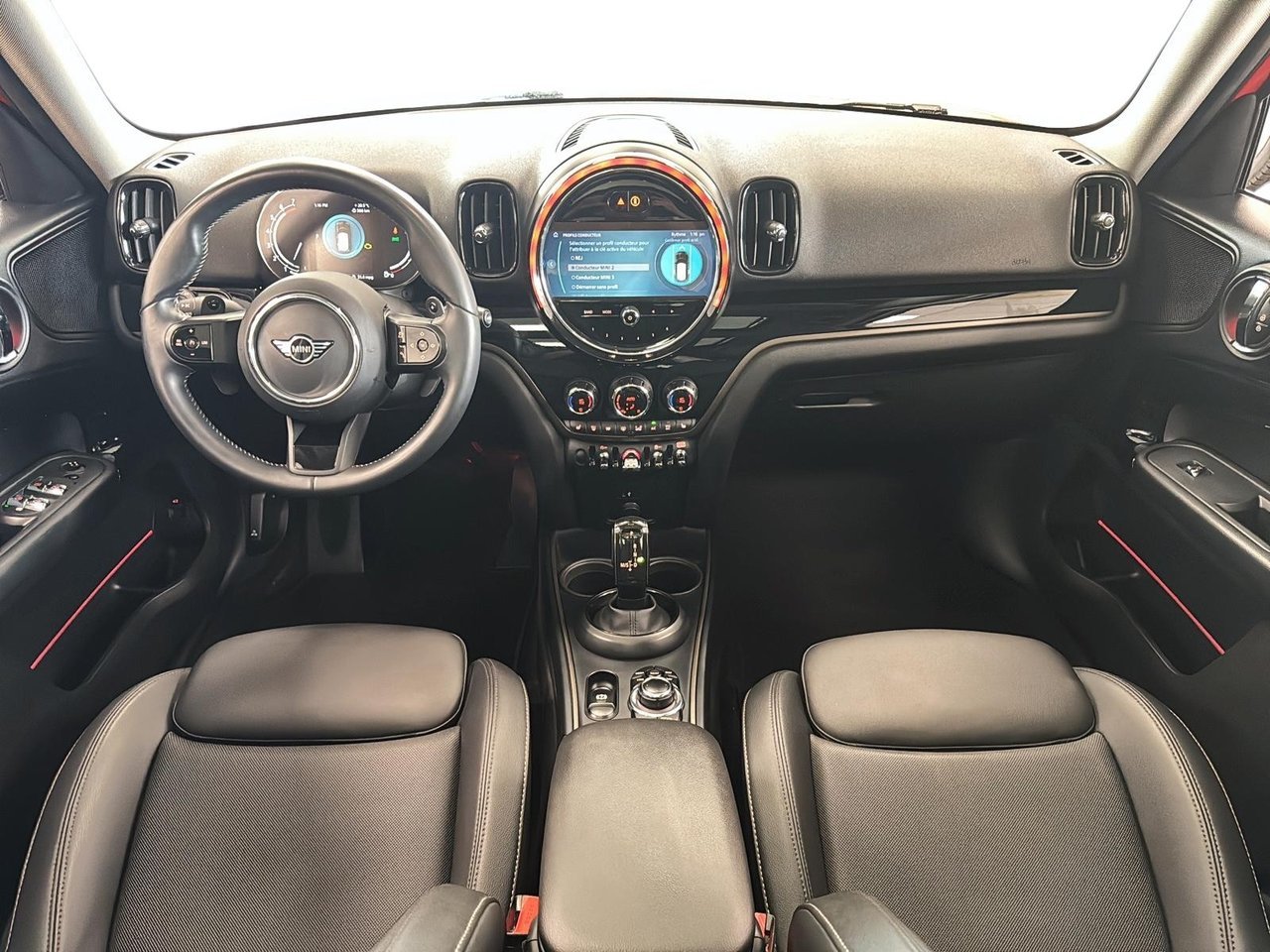 2024 MINI Countryman VIN WMZ83BR04R3R87108 Red Baie-Comeau - photo #10