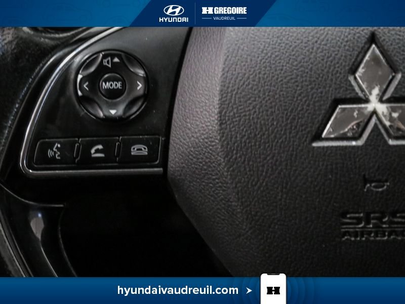 Mitsubishi Outlander YW141 | 2WD 4dr ES 2016 Brun Laval - photo #20
