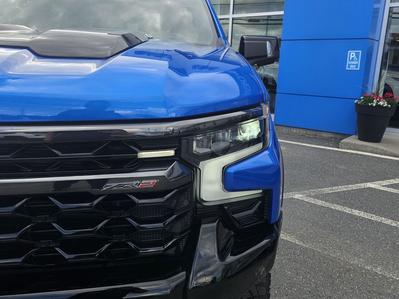 2026 Chevrolet Silverado 1500 ZR2 cabine multiplace 4RM 147 po Blue Thetford Mines - photo #7