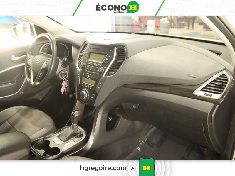 2016 Hyundai Santa Fe White Blainville - photo #24