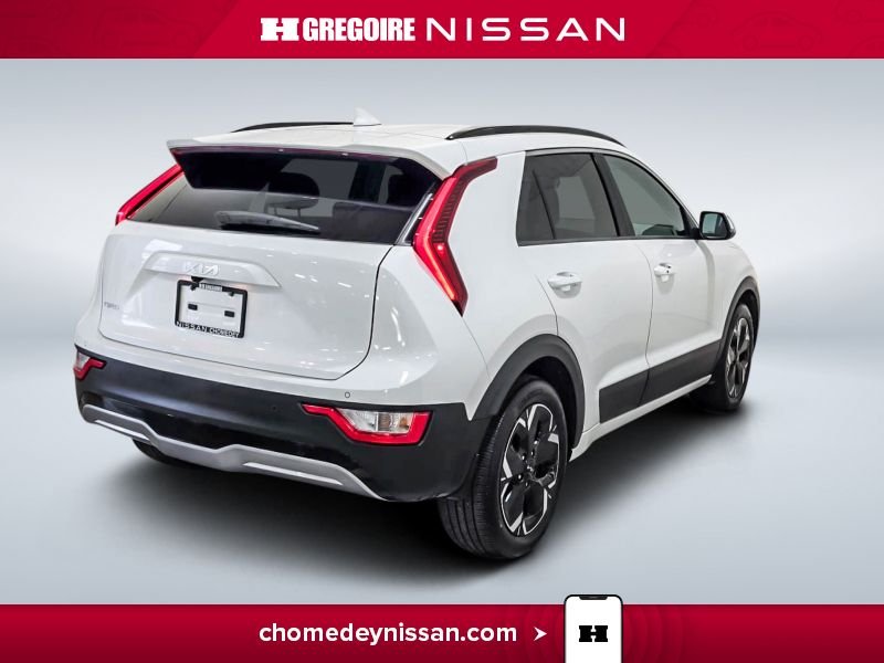 2024 Kia Niro White Laval - photo #8