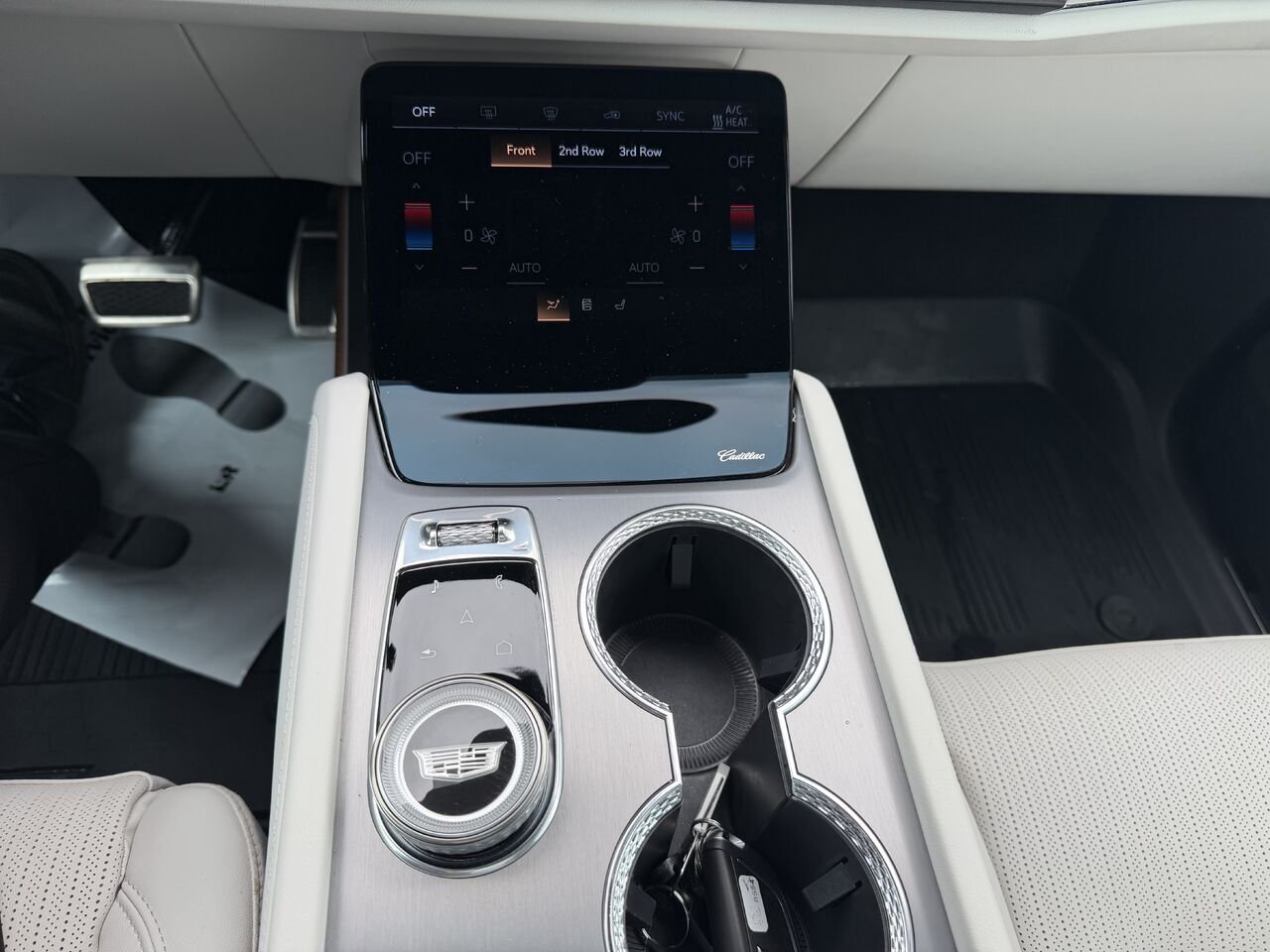 Cadillac VISTIQ Sport AWD FINANCEMENT À PARTIR 3.99% 2026 Bleu Laval - photo #25