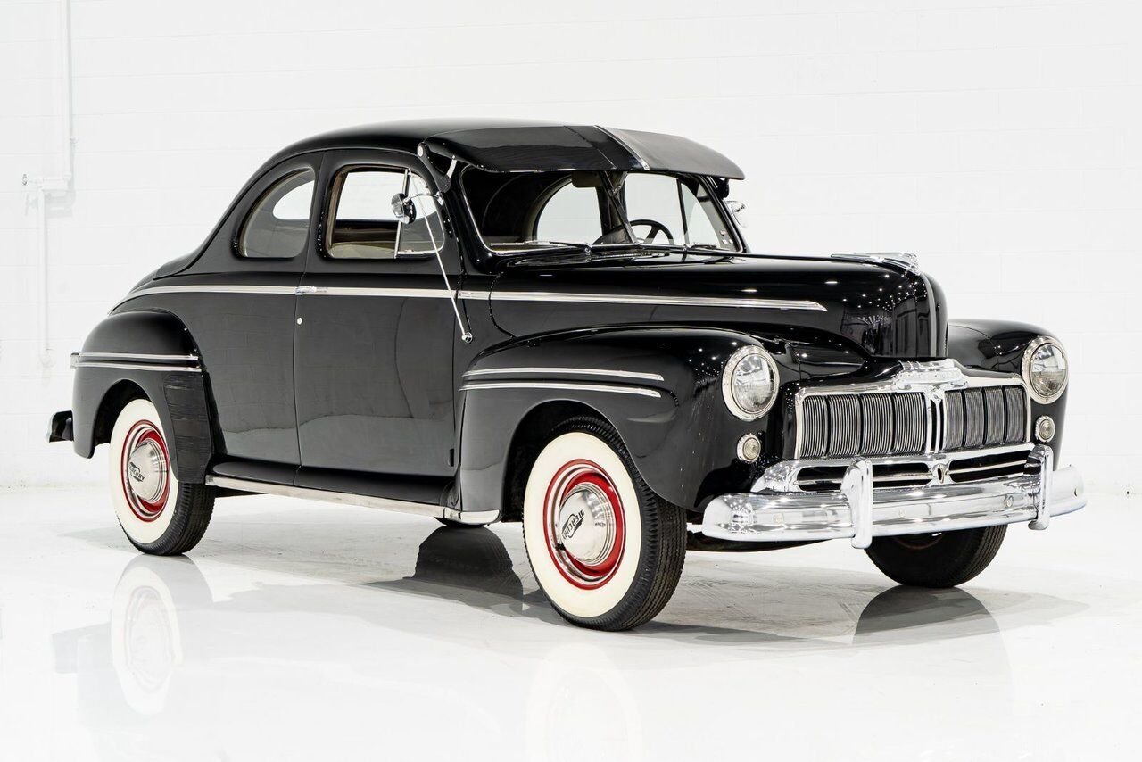 Mercury Eight Business Coupe 1947 Noir Montréal - photo #35