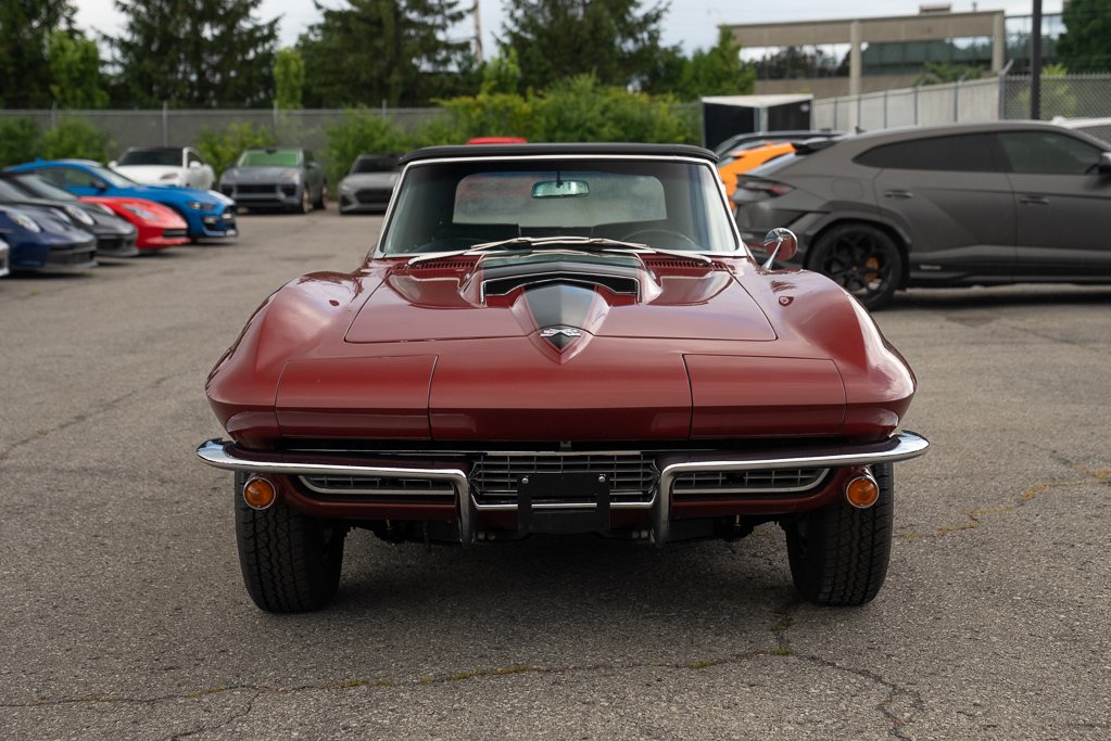 Chevrolet Corvette 1967 Rouge Montréal - photo #1
