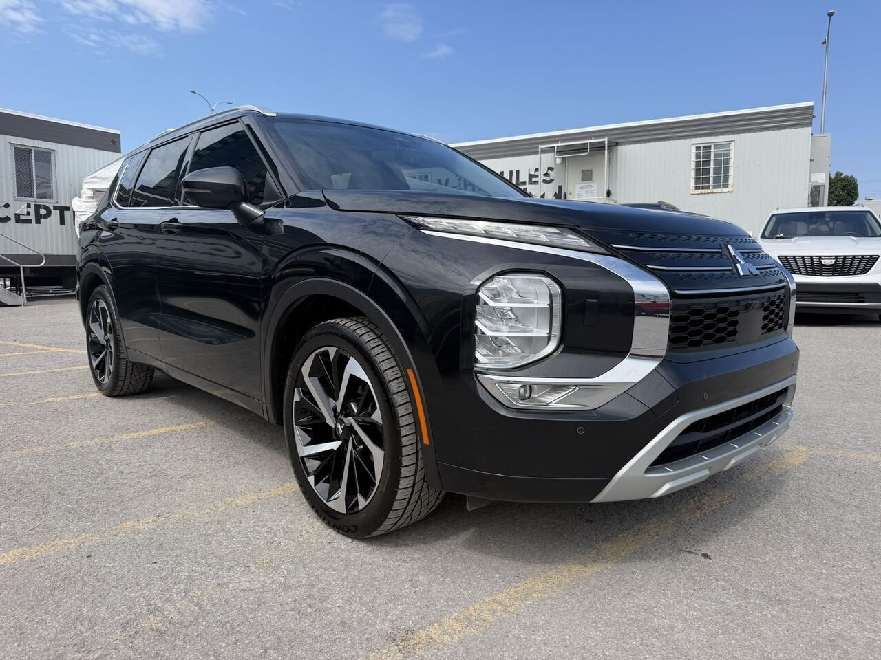 2022 Mitsubishi Outlander GT AWD 7 PASSAGERS Grey Laval - photo #1