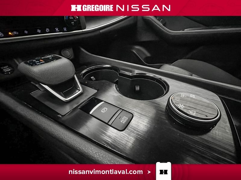 Nissan Rogue 2024 Blanc Laval - photo #22