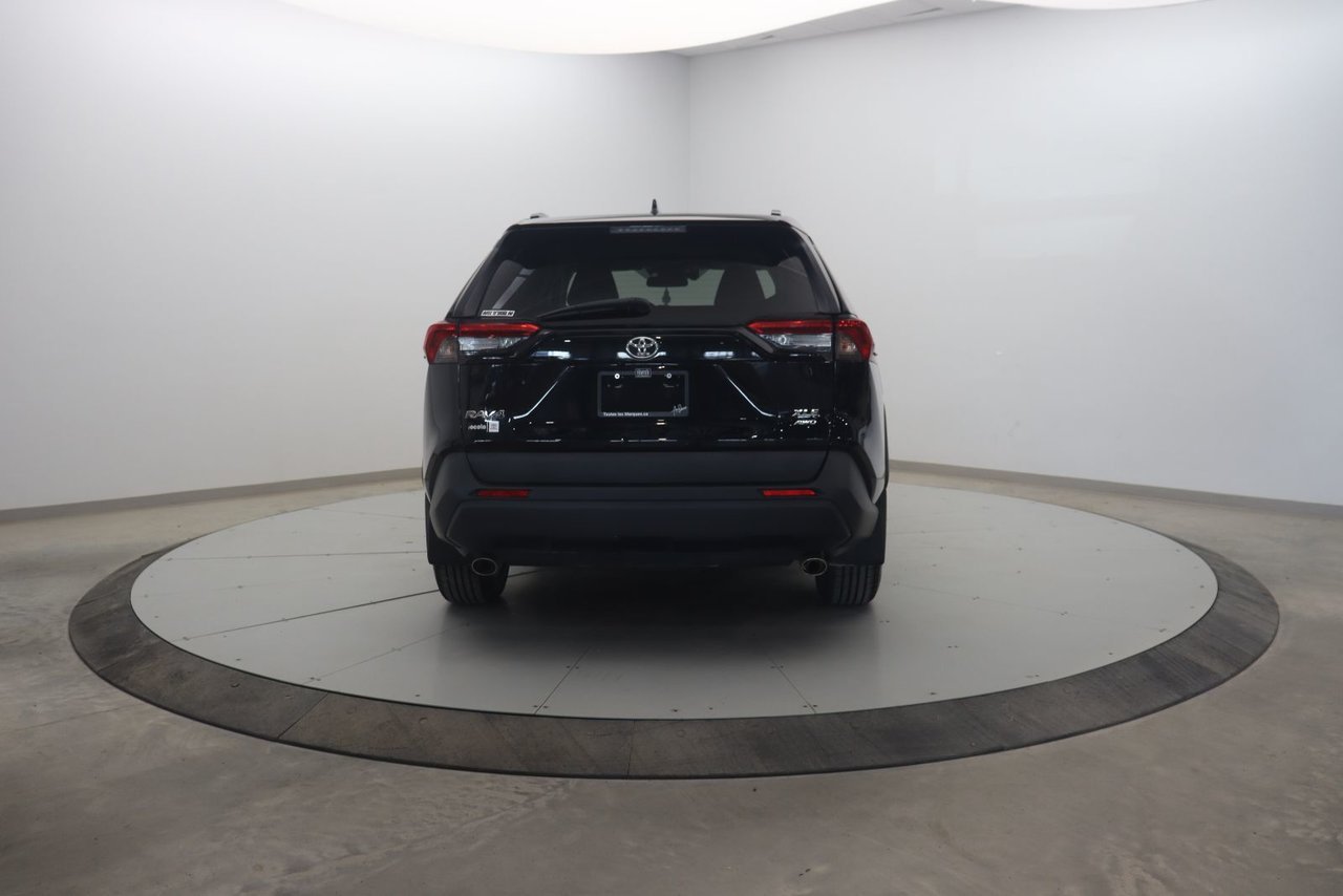 2019 Toyota RAV4 VIN 2T3R1RFV2KC038406 Black Chicoutimi - photo #4