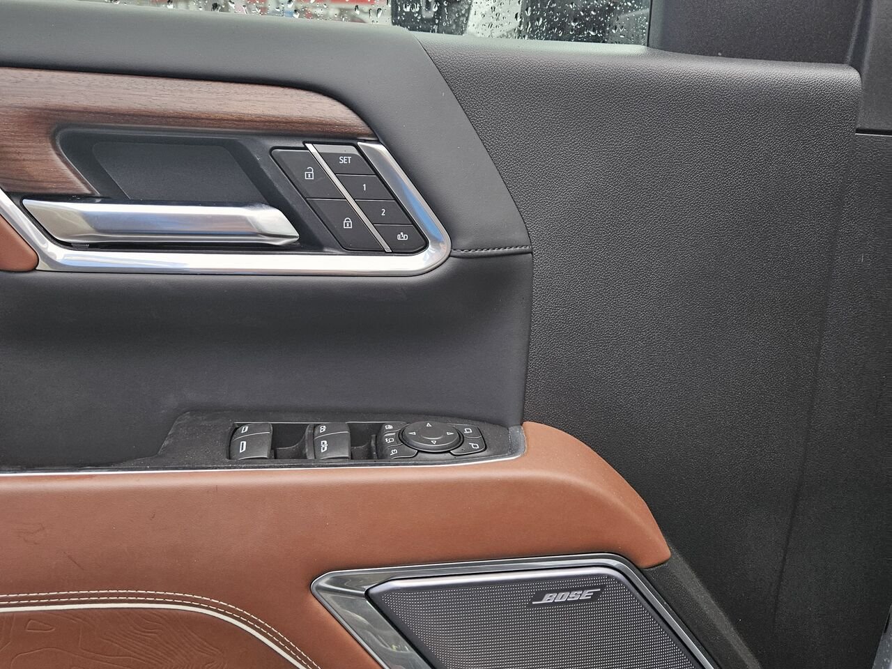 2025 GMC Sierra 3500HD Denali Ultimate cabine multiplace 4RM 172 po White Thetford Mines - photo #16