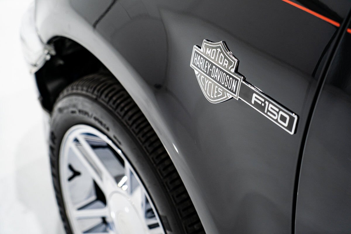 2000 Ford F-150 Harley Davidson Edition In Delivery Packaging Black Montreal - photo #4