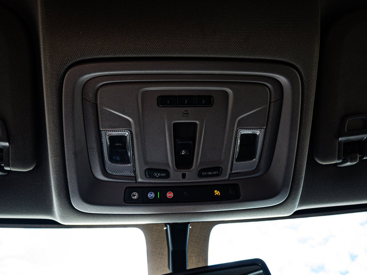 2023 GMC Sierra 3500HD 4WD Crew Cab 159 SLT White Sherwood Park - photo #26
