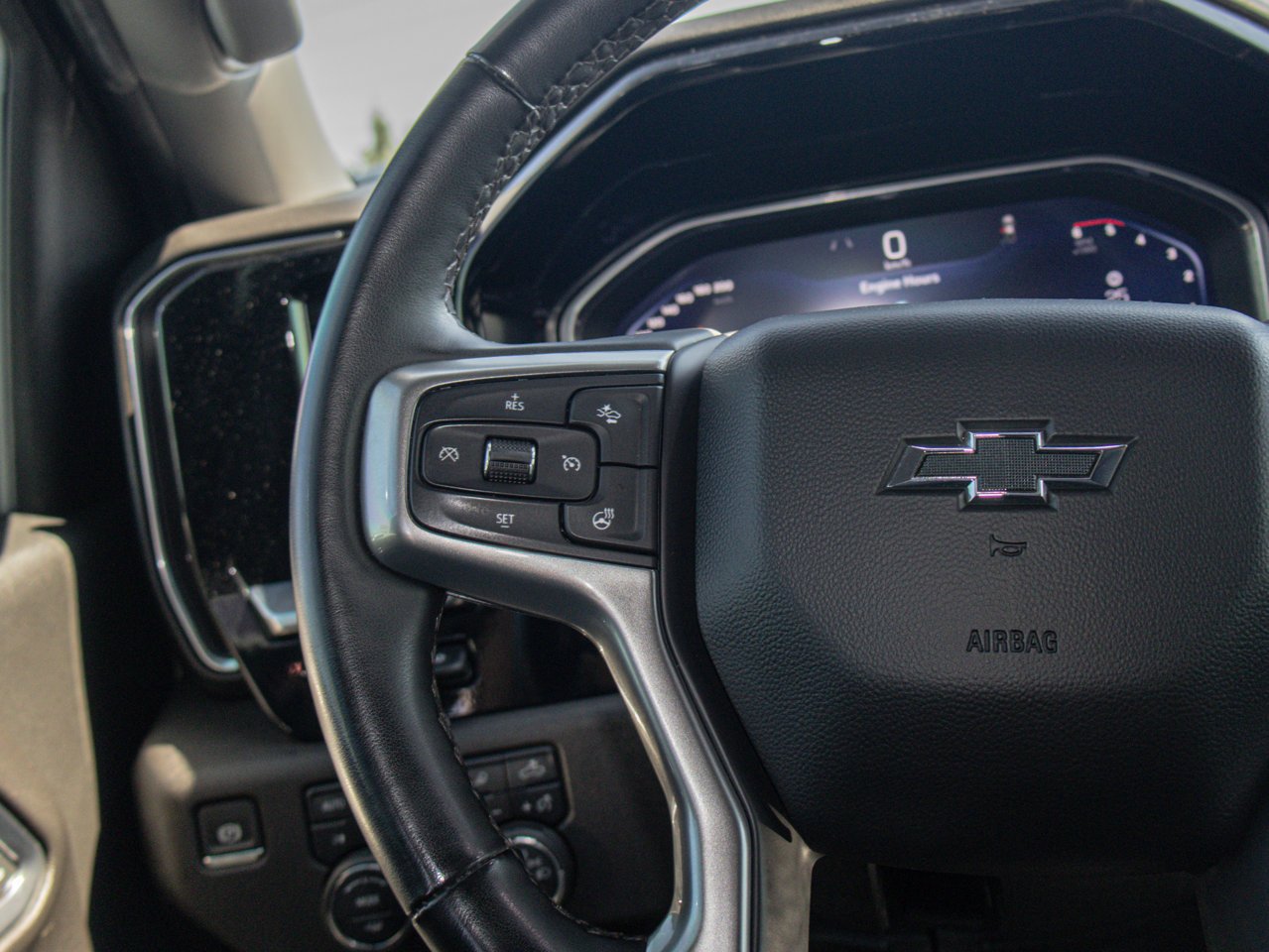 2024 Chevrolet Silverado 3500HD 4WD Crew Cab 159 LTZ White Sherwood Park - photo #23