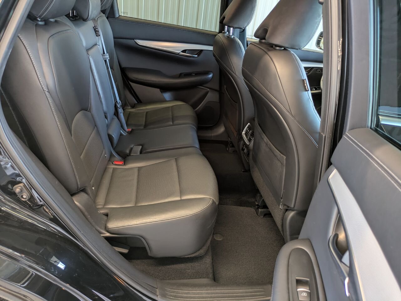2019 INFINITI QX50 Black Gatineau - photo #19