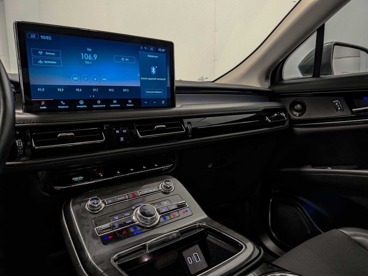 2023 Lincoln NAUTILUS Reserve AWD Toit Ouvrant Bas Kilométrage Grey Sherbrooke - photo #13