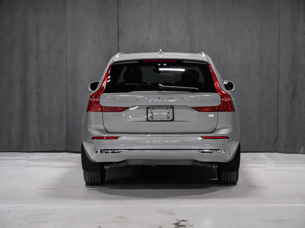Volvo XC60 Recharge T8 INSCRIPTION EXPRESSION CLIMATE PREMIUM 2022 Argent Montréal - photo #5