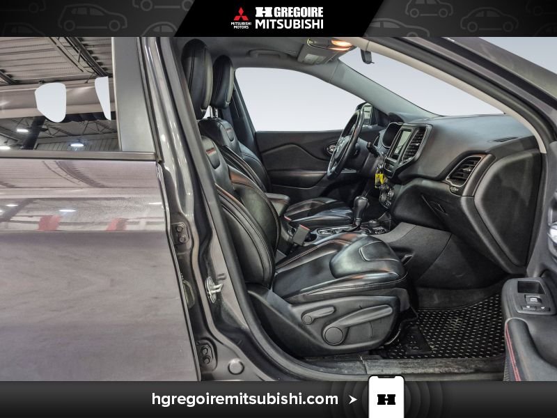 Jeep Cherokee 2019 Gris Laval - photo #24