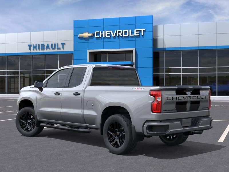 CHEVROLET SILVERADO 1500 Custom cabine double 4RM 147 po 2026 Gris Sherbrooke - photo #2